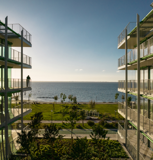 Vista de rio, luz e espaços verdes