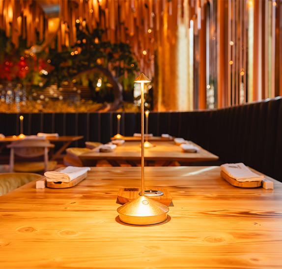 Ambiance Cosmopolite