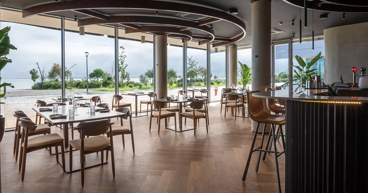 parallax background image