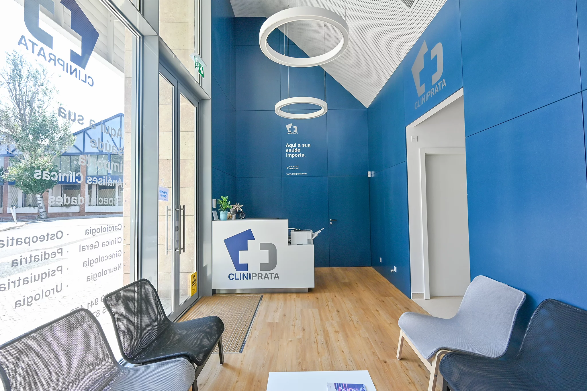 parallax background image